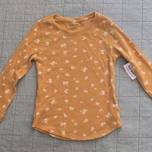 Old Navy shirt for kids Small(girls). Brand new, unused.